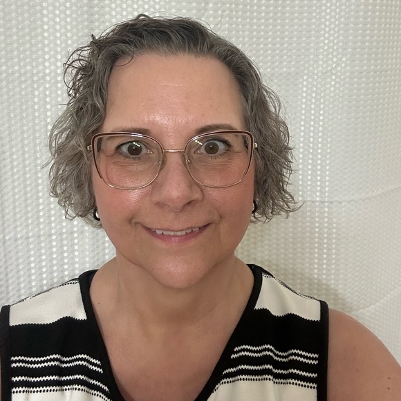 Meet Your Posher Part 3 - Picture 10 of 10